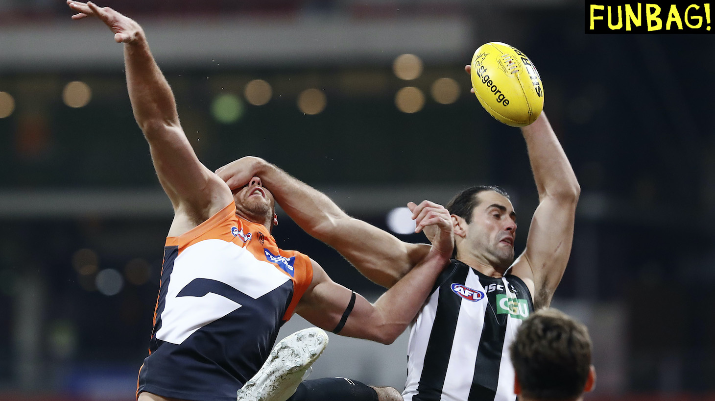 SYDNEY, AUSTRALIA - JUNE 26: Shane Mumford of the Giants competes for the ball against Brodie Grundy of the Magpies during the round 4 AFL match between Greater Western Sydney Giants and Collingwood Magpies at GIANTS Stadium on June 26, 2020 in Sydney, Australia. (Photo by Ryan Pierse/Getty Images)