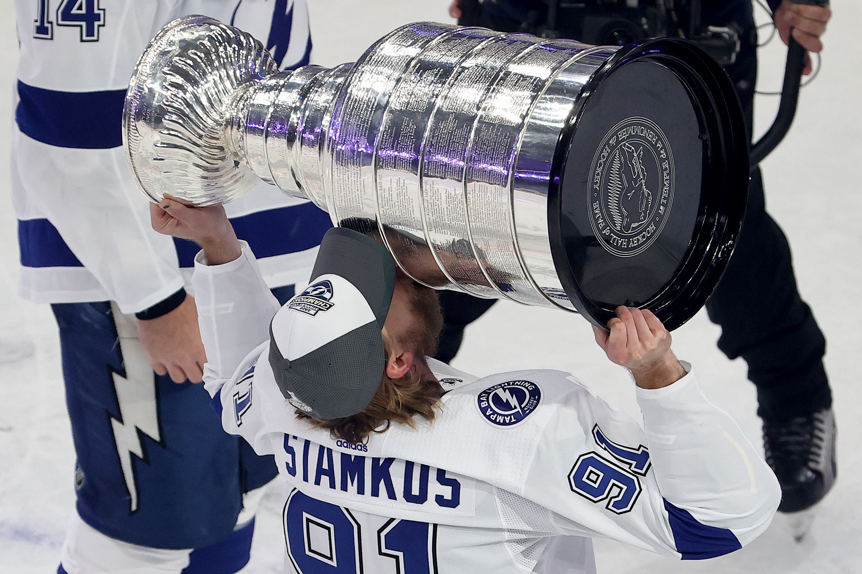 Steven Stamkos And Victor Hedman Thrilled To Share Stanley Cup Together 