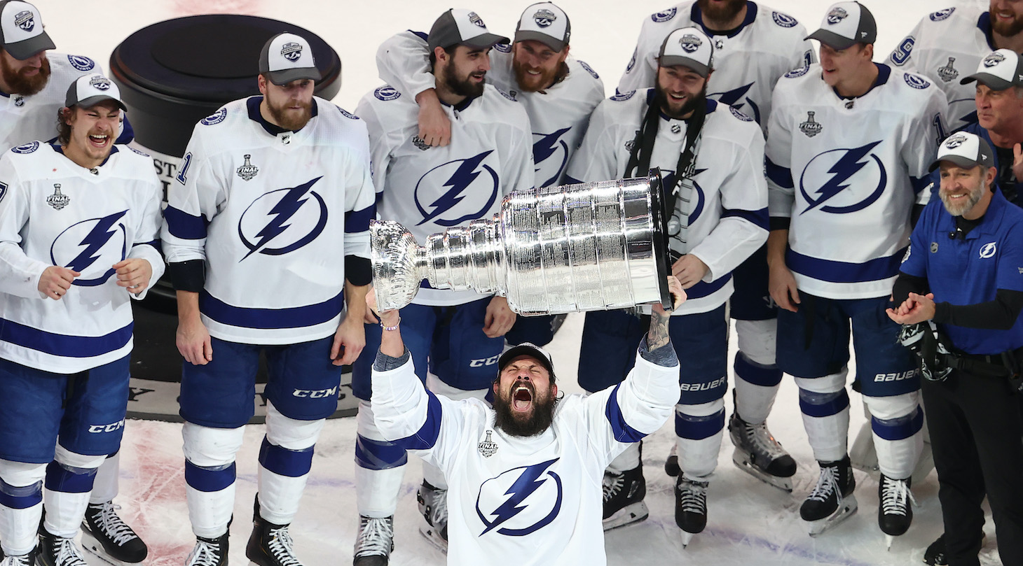 EDMONTON, ALBERTA - SEPTEMBER 28: Zach Bogosian #24 of the Tampa Bay Lightning skates with the Stanley Cup following the series-winning victory over the Dallas Stars in Game Six of the 2020 NHL Stanley Cup Final at Rogers Place on September 28, 2020 in Edmonton, Alberta, Canada. (Photo by Bruce Bennett/Getty Images)