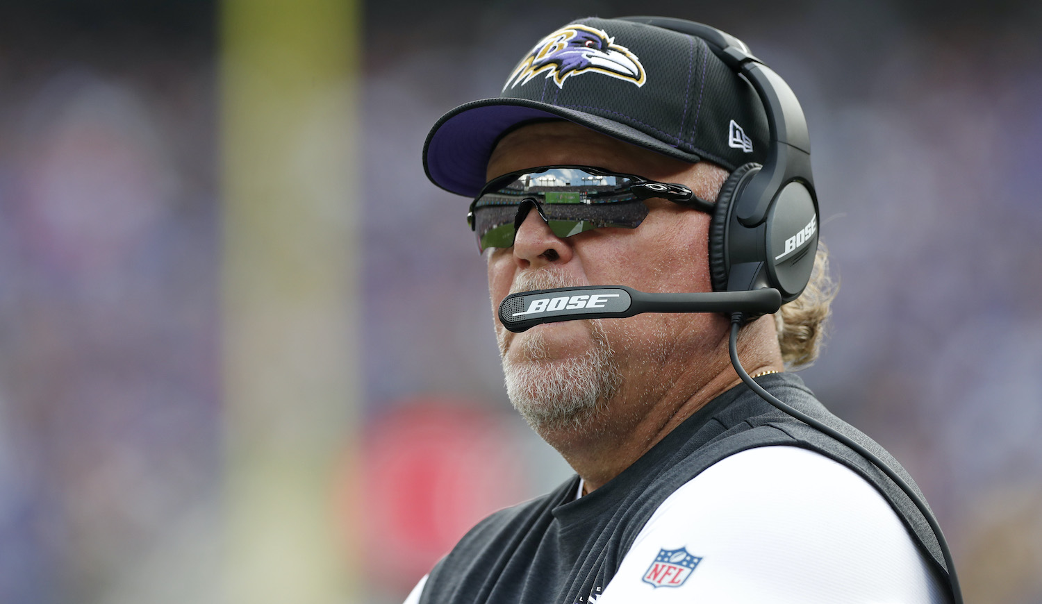 BALTIMORE, MARYLAND - SEPTEMBER 29: Baltimore Ravens Defensive Coordinator Don Martindale looks on from the sidelines during the first half against the Cleveland Browns at M&amp;T Bank Stadium on September 29, 2019 in Baltimore, Maryland. (Photo by Todd Olszewski/Getty Images)