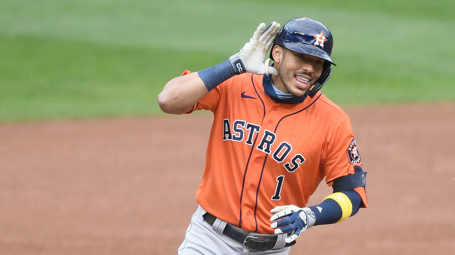 MINNEAPOLIS, MINNESOTA - SEPTEMBER 30: Carlos Correa #1 of the Houston Astros celebrates a solo home run against the Minnesota Twins during the seventh inning of Game Two in the American League Wild Card Round at Target Field on September 30, 2020 in Minneapolis, Minnesota. The Astros defeated the Twins 3-1. (Photo by Hannah Foslien/Getty Images)