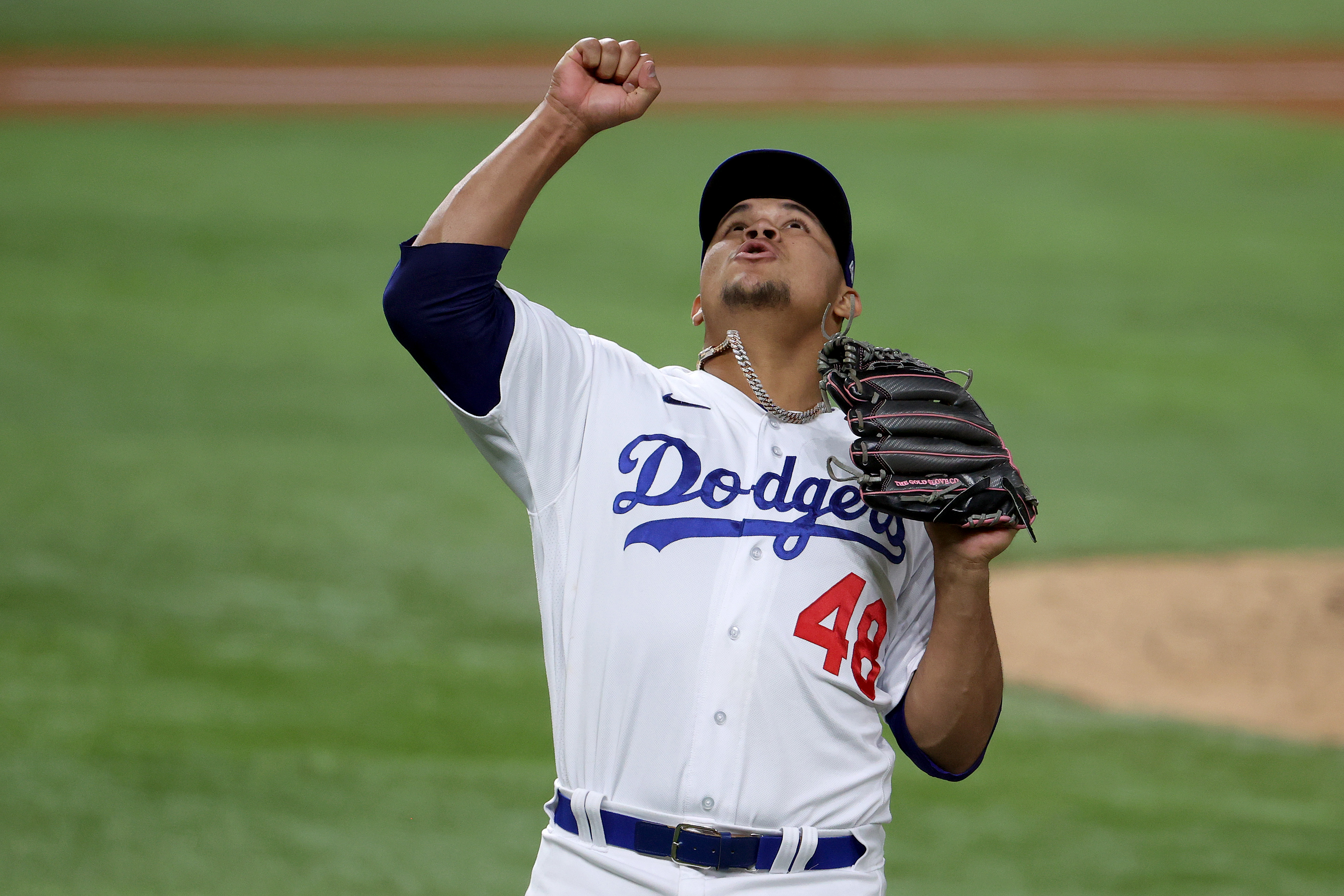 Dodgers Fireballer Brusdar Graterol Continues Getting Under Manny