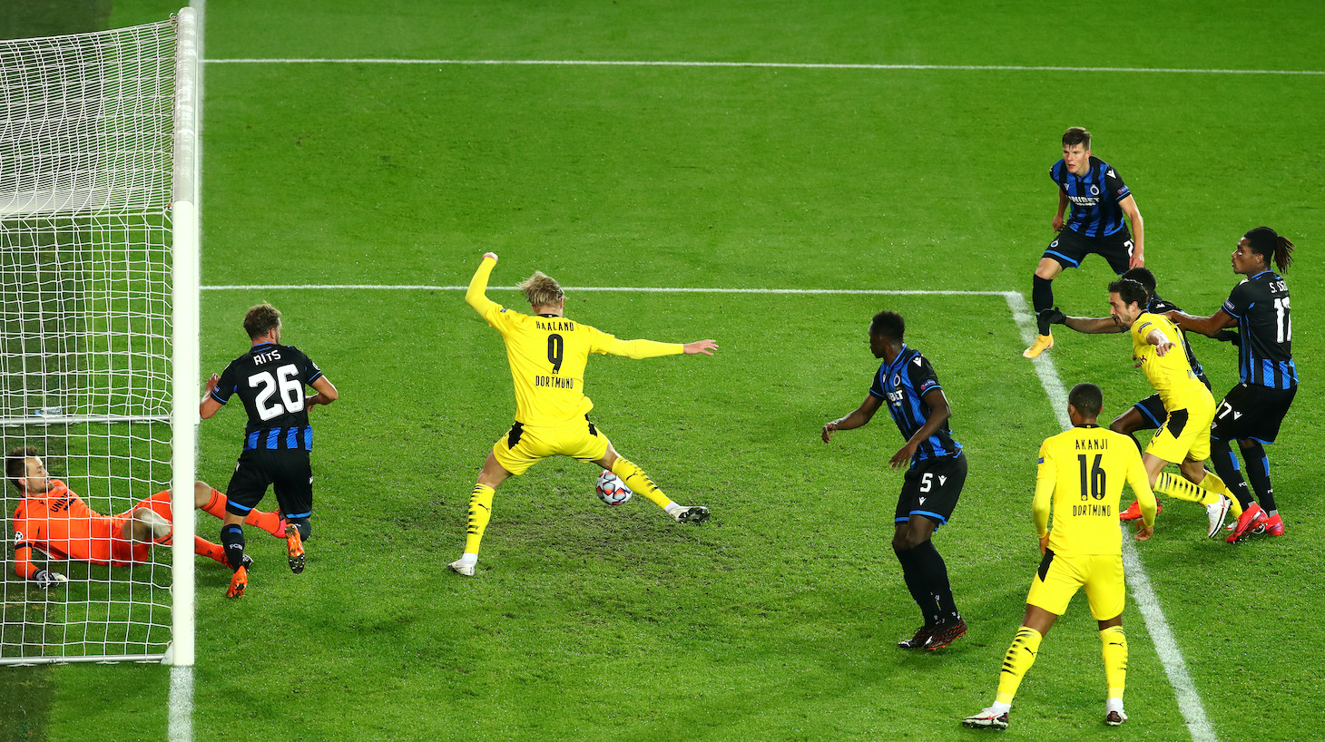 Erling Haaland of Borussia Dortmund scoring his teams second goal of the game during the UEFA Champions League Group F stage match between Club Brugge KV and Borussia Dortmund at Jan Breydel Stadium on November 04, 2020 in Brugge, Belgium.