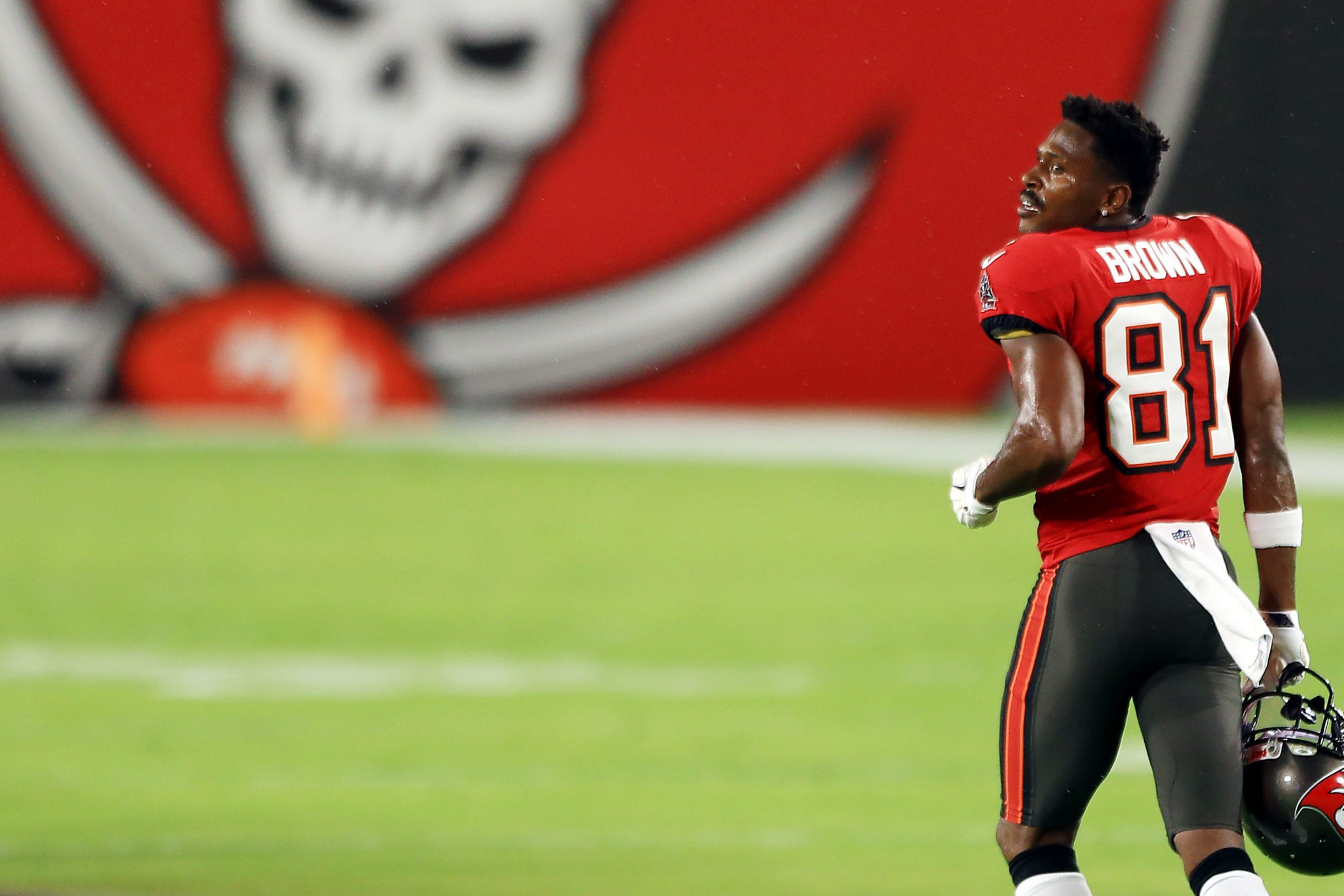 Antonio Brown of the Tampa Bay Buccaneers jogs on the field before the game against the New Orleans Saints at Raymond James Stadium on November 08, 2020 in Tampa, Florida.