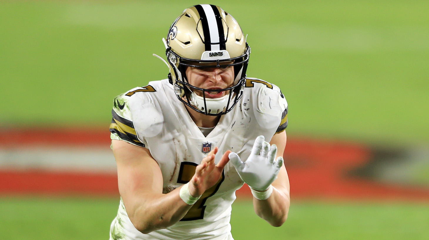 TAMPA, FLORIDA - NOVEMBER 08: Taysom Hill #7 of the New Orleans Saints prepares to take a snap during the second half against the Tampa Bay Buccaneers at Raymond James Stadium on November 08, 2020 in Tampa, Florida. (Photo by Mike Ehrmann/Getty Images)