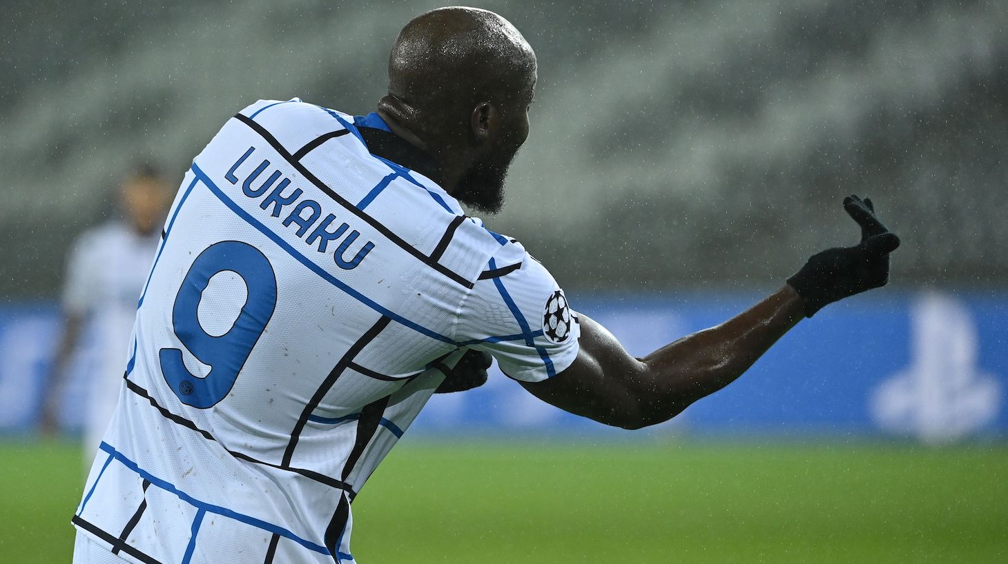 Inter Milan's Belgian forward Romelu Lukaku celebrates after they scored during the UEFA Champions League football match Borussia Moenchengladbach v Inter Milan in Moenchengladbach, western Germany, on December 1, 2020.