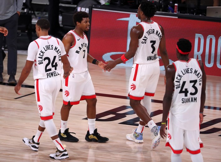Toronto Raptors players shake hands