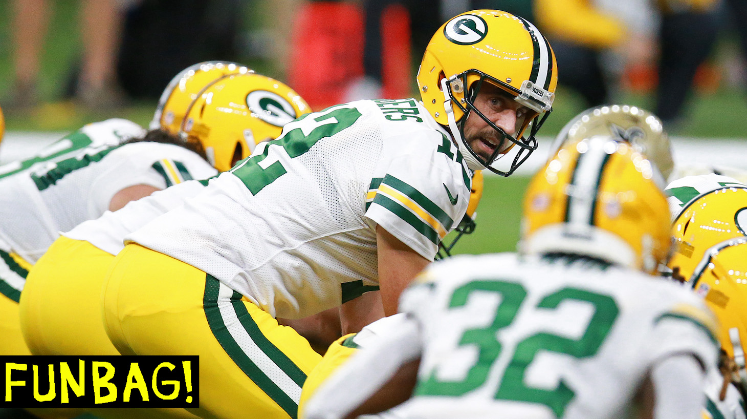 NEW ORLEANS, LOUISIANA - SEPTEMBER 27: Aaron Rodgers #12 of the Green Bay Packers prepares to snap the ball against the New Orleans Saints during the first half at Mercedes-Benz Superdome on September 27, 2020 in New Orleans, Louisiana. (Photo by Sean Gardner/Getty Images)