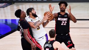 Various Miami Heat players surround Anthony Davis of the Los Angeles Lakers during the 2020 NBA Finals