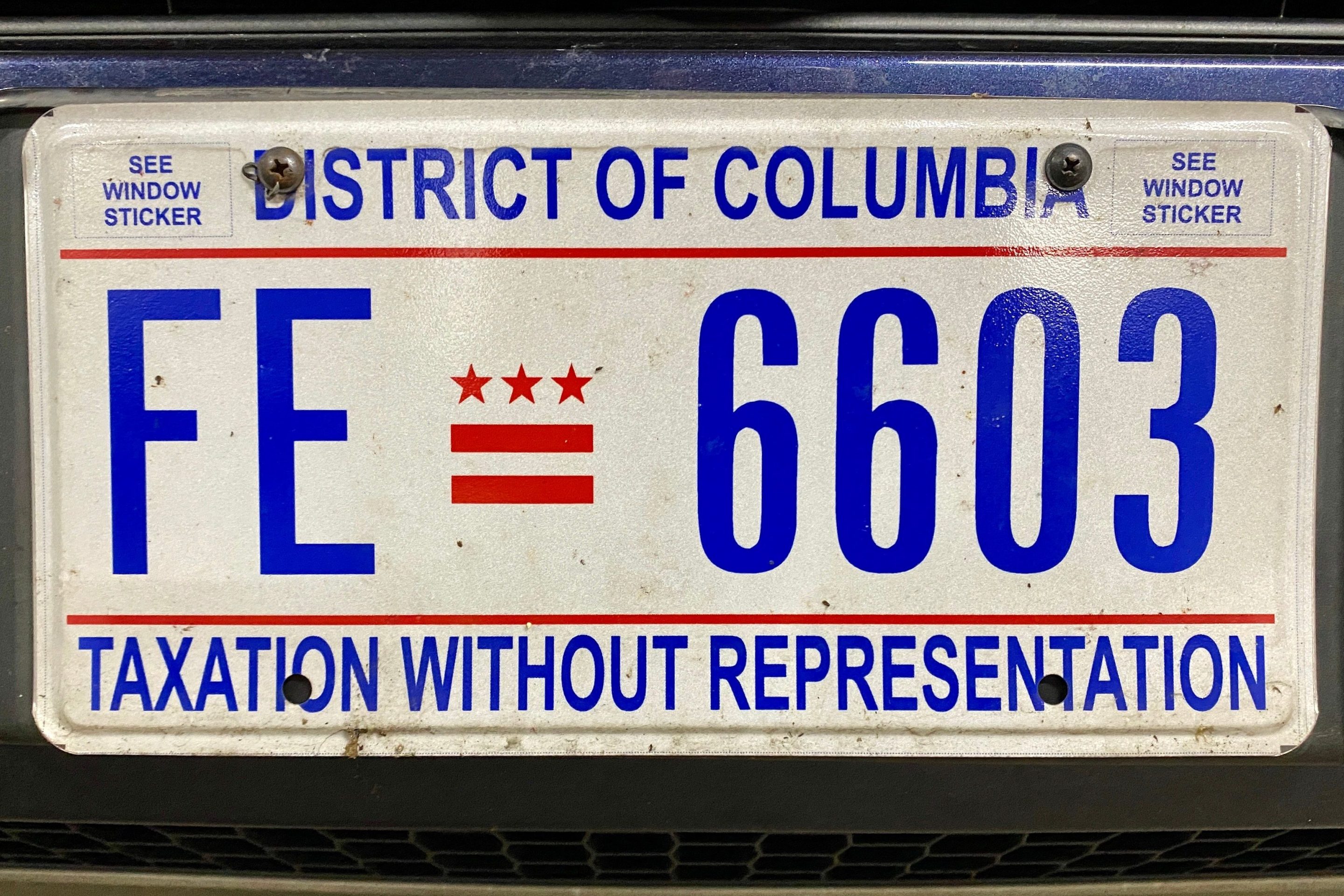 A Washington, D.C. license plate