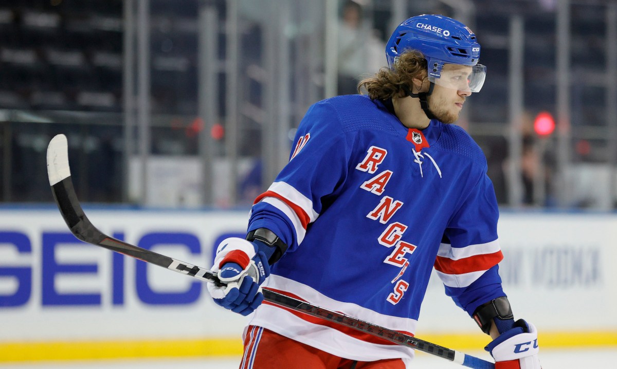Artemi Panarin denies Russian report, takes time away from New York Rangers