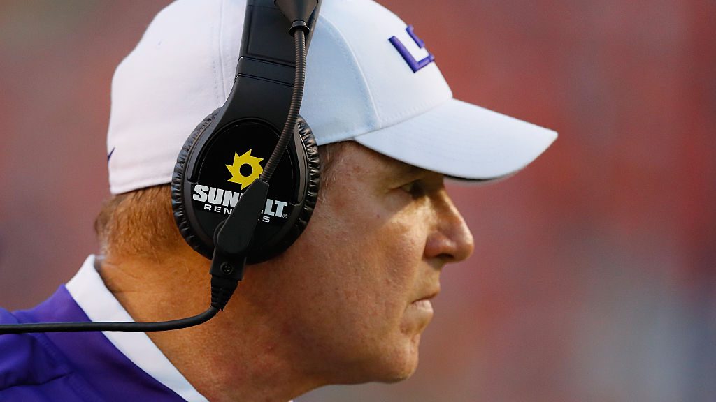 Then-LSU head football coach Les Miles looks on during the game against the Auburn Tigers at Jordan-Hare Stadium on September 24, 2016 in Auburn, Alabama.