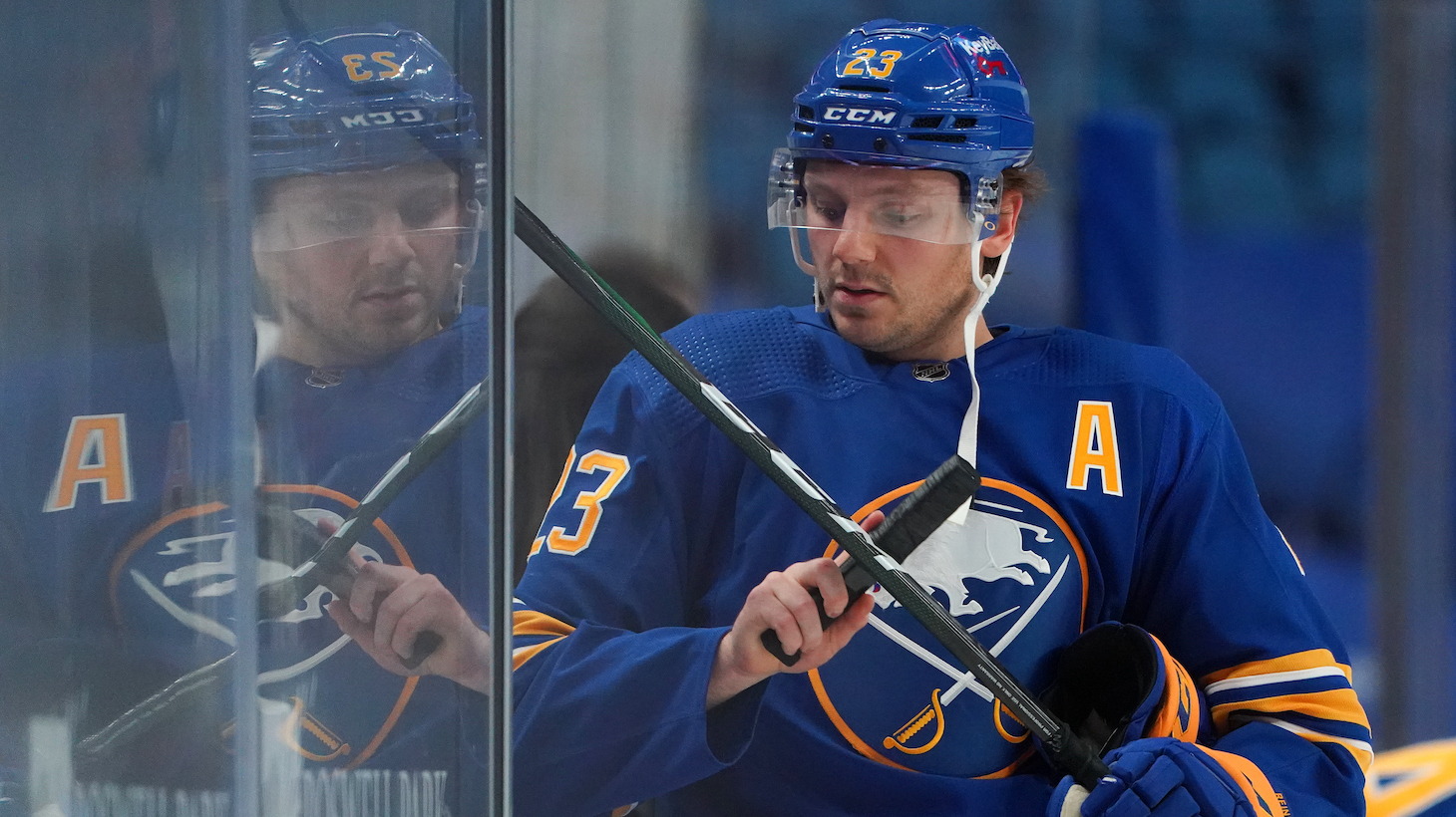 BUFFALO, NY - FEBRUARY 15: Sam Reinhart #23 of the Buffalo Sabres before the game against the New York Islanders at KeyBank Center on February 15, 2021 in Buffalo, New York. (Photo by Kevin Hoffman/Getty Images)