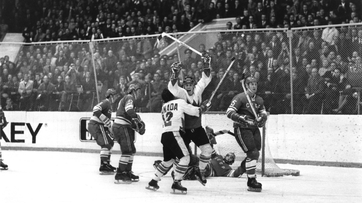 Hockey's Cold War Was The Summit Of Two Photographers' Careers | Defector