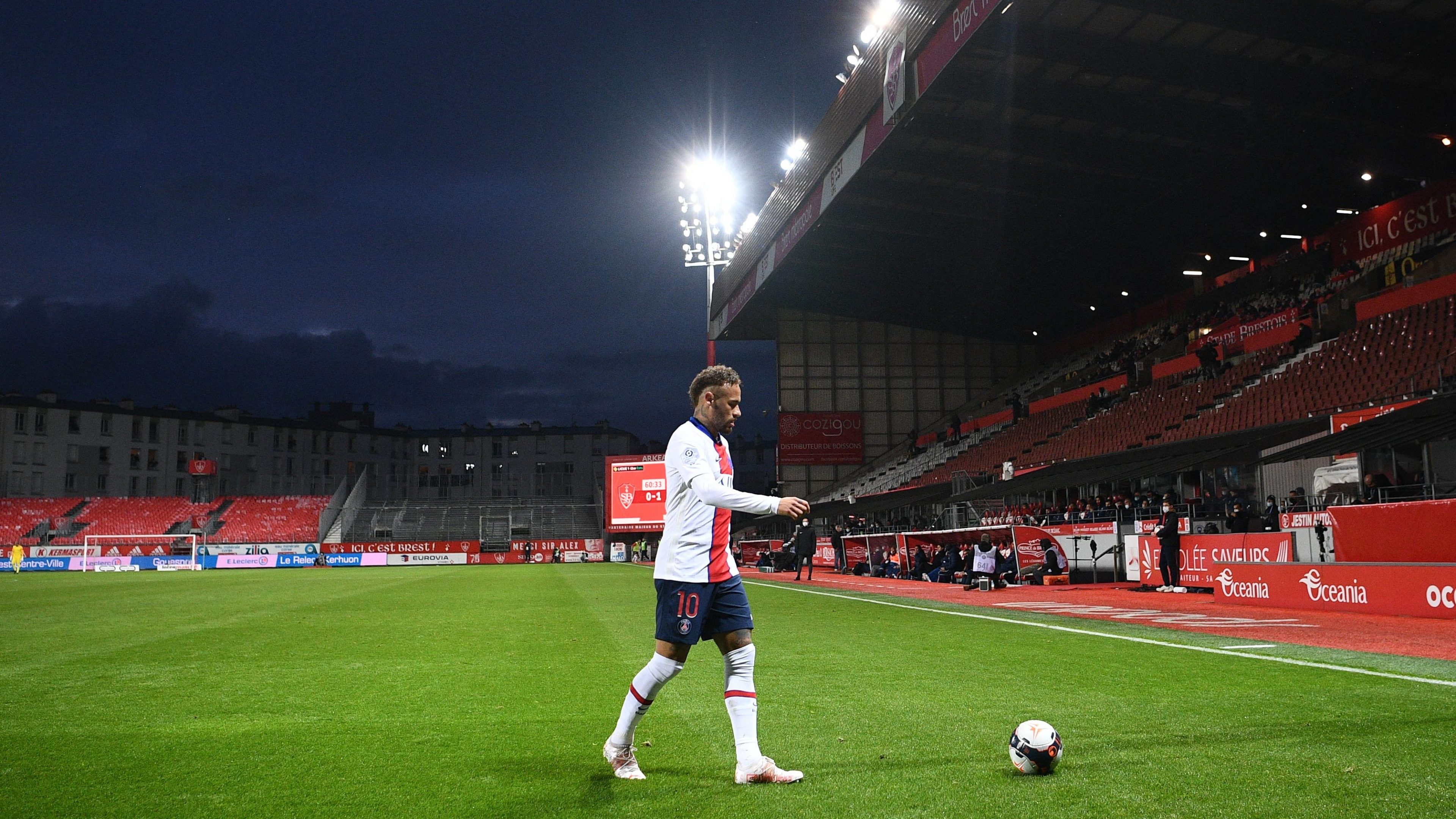 Paris Saint-Germain's Brazilian forward Neymar controls the ball during the French L1 football match between Brest and Paris Saint-Germain at the Stade Francis-Le Ble stadium, in Brest, western France, on May 23, 2021.