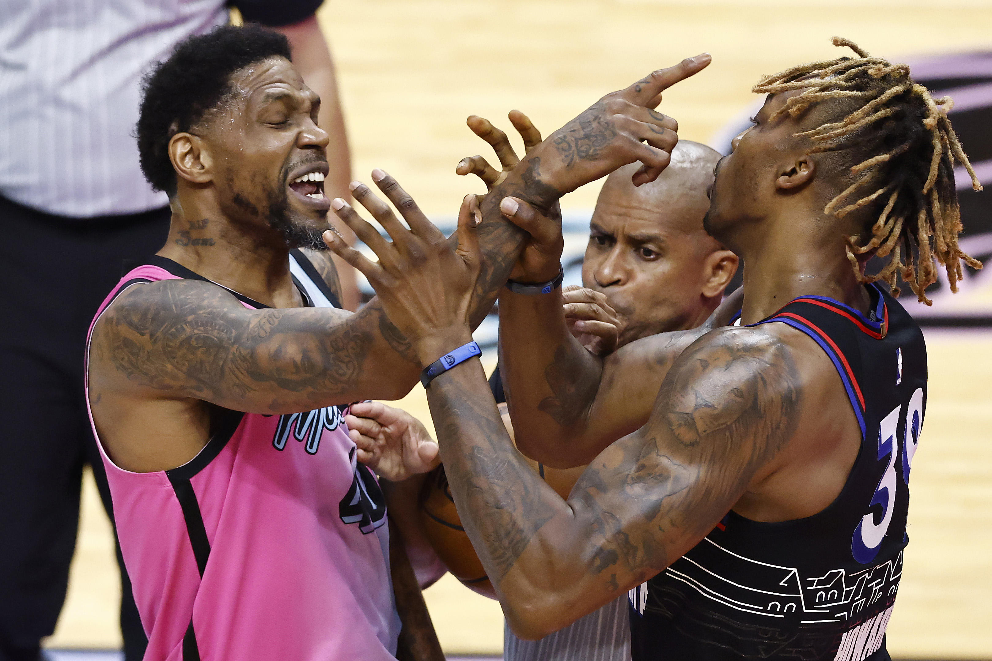 Udonis Haslem gets into it with Dwight Howard of the 76ers.