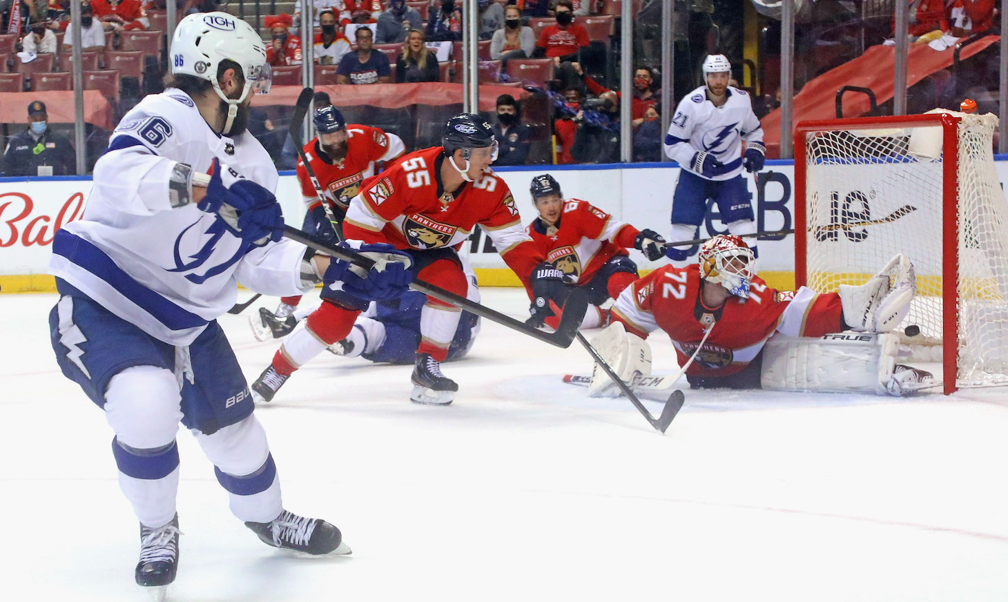 SUNRISE, FLORIDA - MAY 16: Nikita Kucherov #86 of the Tampa Bay Lightning scores on the powerplay at 14:51 of the second period against Sergei Bobrovsky #72 of the Florida Panthers in Game One of the First Round of the 2021 Stanley Cup Playoffs at the BB&amp;T Center on May 16, 2021 in Sunrise, Florida. The Lightning defeated the Panthers 5-4. (Photo by Bruce Bennett/Getty Images)