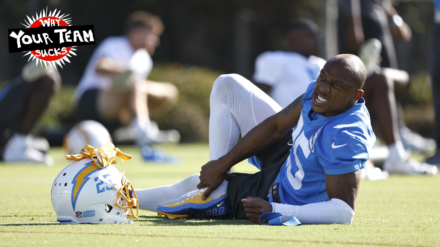 COSTA MESA, CALIFORNIA - JULY 29: Chris Harris #25 of the Los Angeles Chargers warms up during Los Angeles Chargers Training Camp at Jack Hammett Sports Complex on July 29, 2021 in Costa Mesa, California. (Photo by Michael Owens/Getty Images)