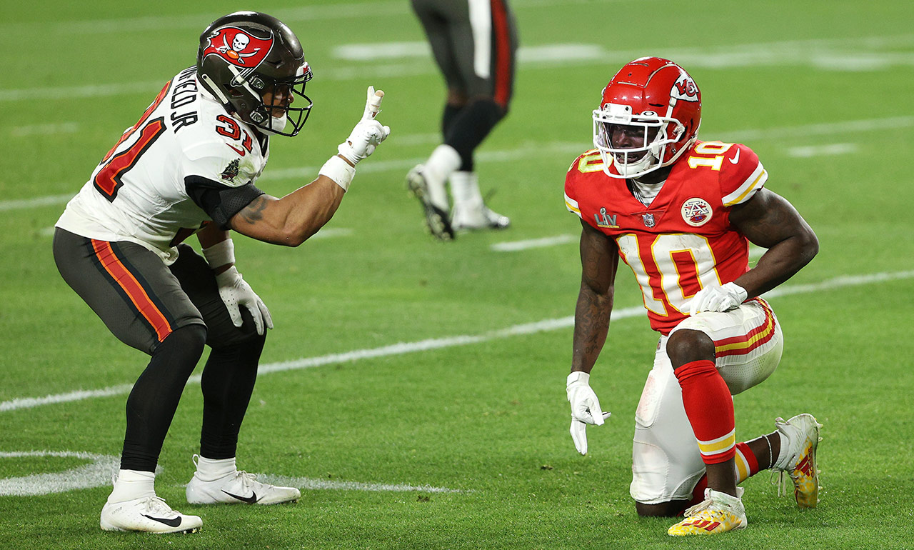 TAMPA, FLORIDA - FEBRUARY 07: Antoine Winfield Jr. #31 of the Tampa Bay Buccaneers taunts Tyreek Hill #10 of the Kansas City Chiefs during the fourth quarter in Super Bowl LV at Raymond James Stadium on February 07, 2021 in Tampa, Florida.