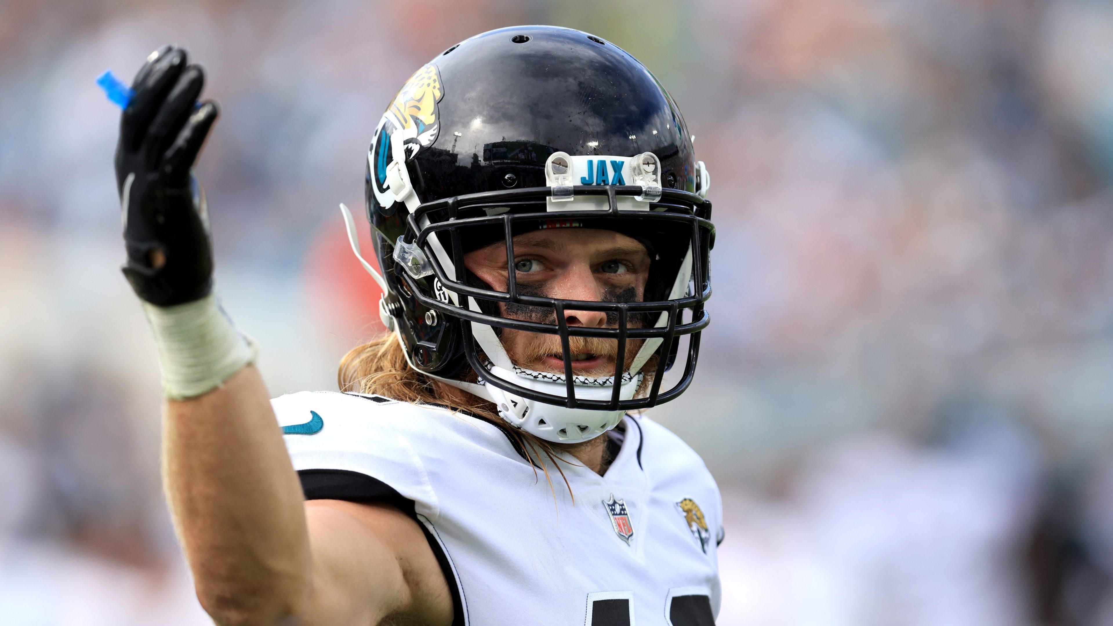 Some Jaguars guy asks the crowd for more noise.