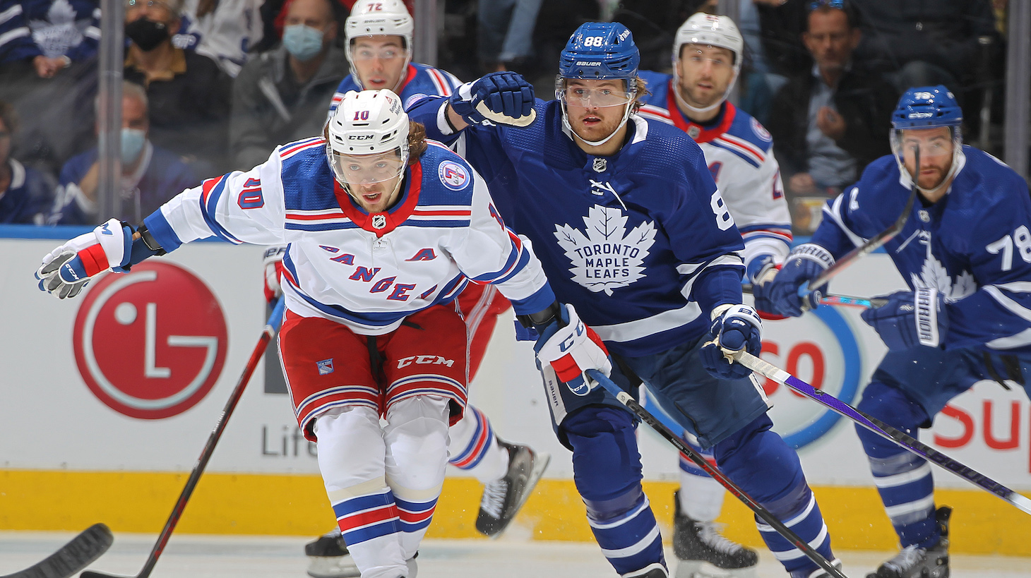 TORONTO, ON - OCTOBER 18: Artemi Panarin #10 of the New York Rangers skates against William Nylander #88 of the Toronto Maple Leafs during an NHL game at Scotiabank Arena on October 18, 2021 in Toronto, Ontario, Canada. (Photo by Claus Andersen/Getty Images) *** Local Caption *** Artemi Panarin; William Nylander