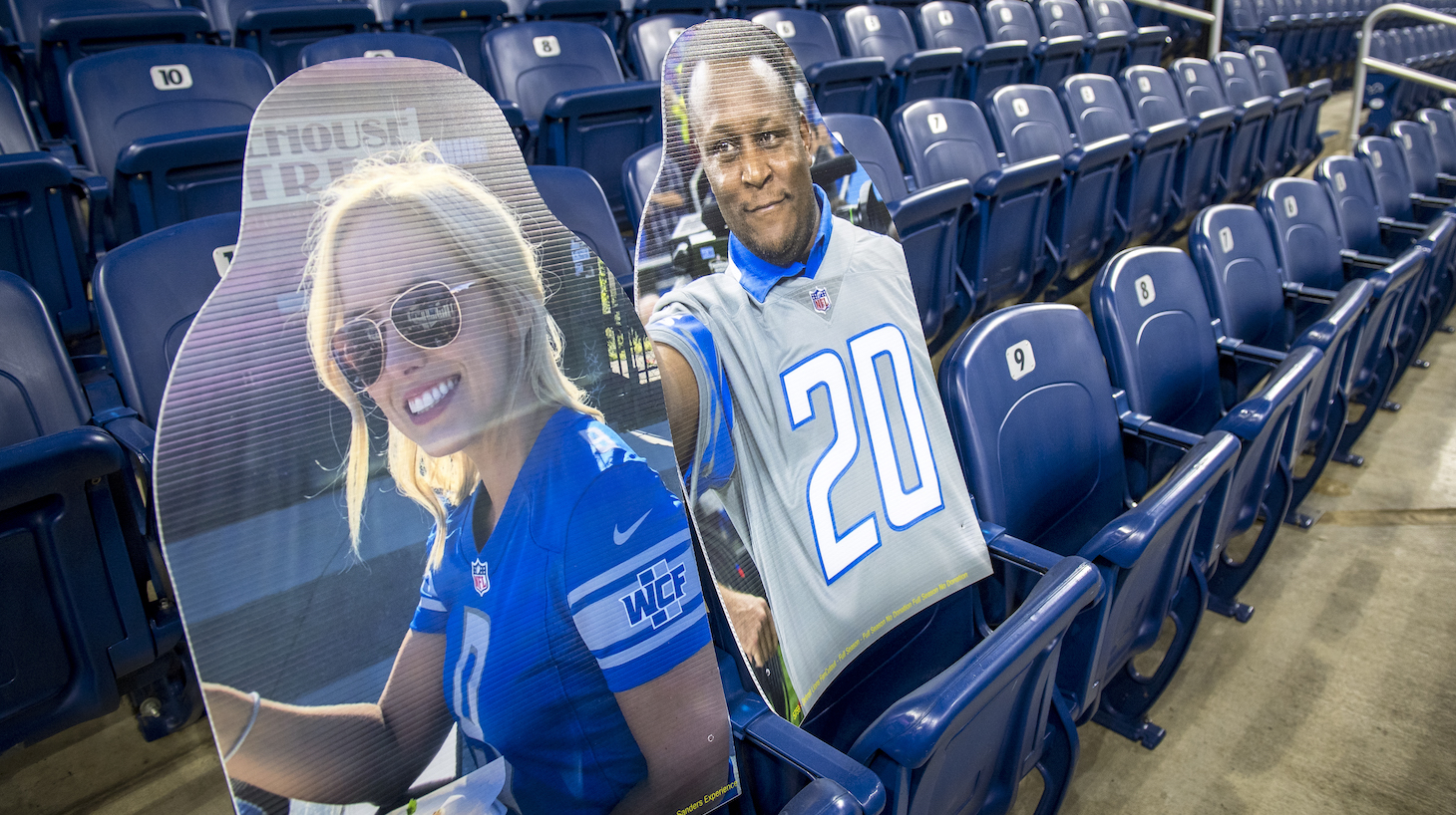 Matthew Stafford's wife threw a pretzel at 49ers fan on Monday night