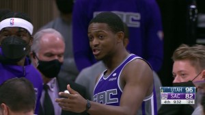 Kings players reacts to fan vomiting on the court
