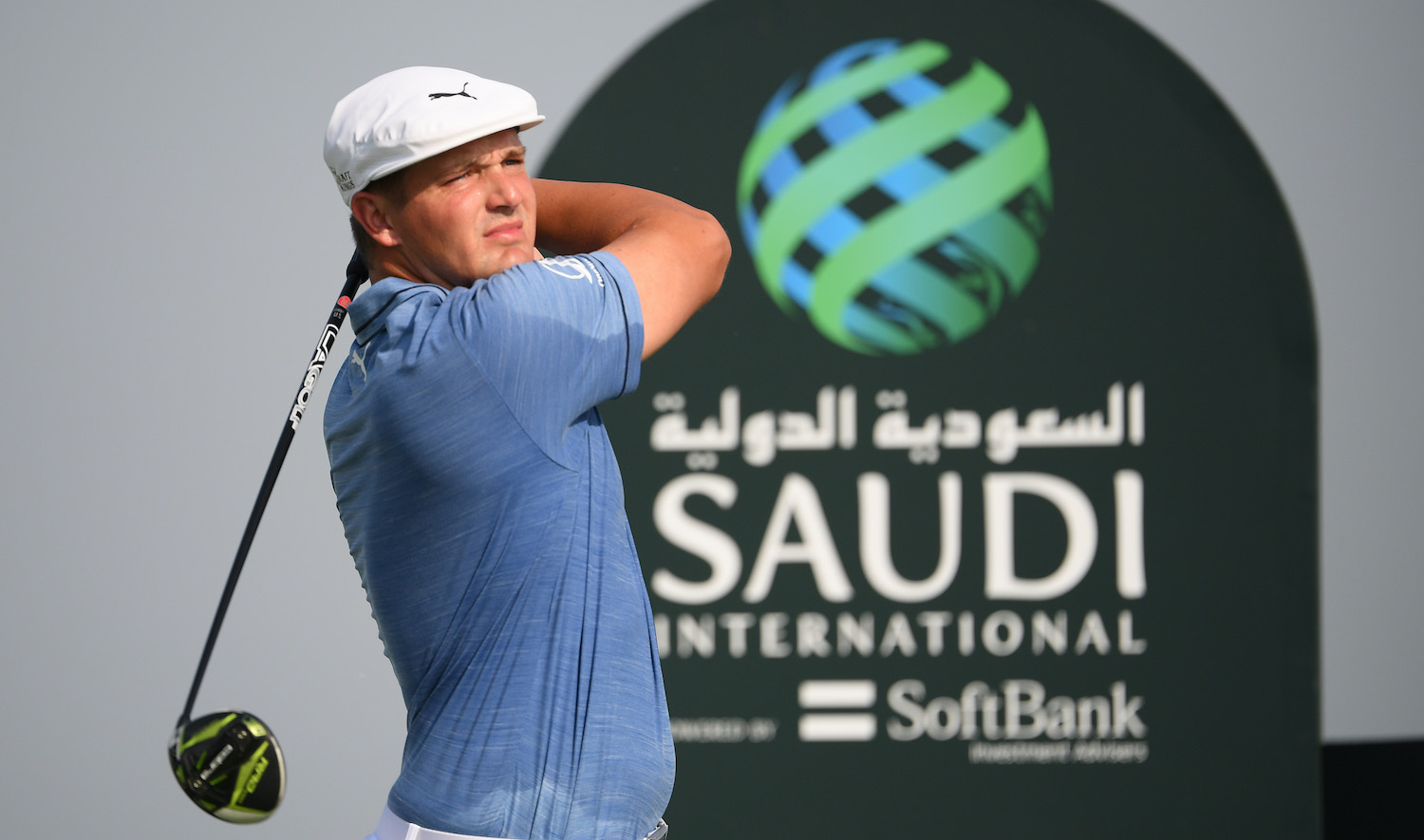 KAEC, SAUDI ARABIA - FEBRUARY 04: Bryson DeChambeau of the USA plays his tee shot on the 17th hole during Day One of the Saudi International powered by SoftBank Investment Advisers at Royal Greens Golf and Country Club on February 04, 2021 in King Abdullah Economic City, Saudi Arabia. (Photo by Ross Kinnaird/Getty Images)