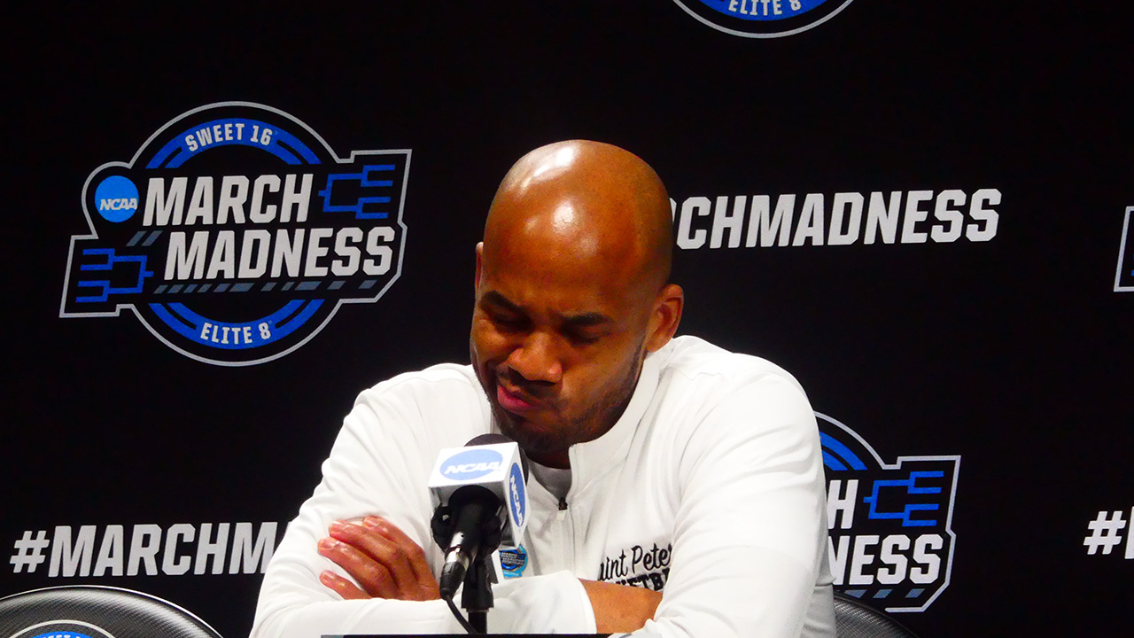 Shaheen Holloway makes a face