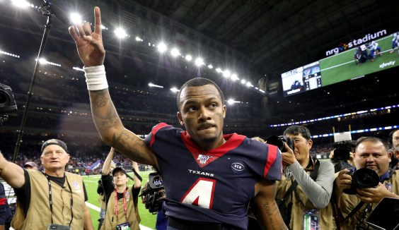 Texans announce jersey exchange program at NRG Stadium team shop