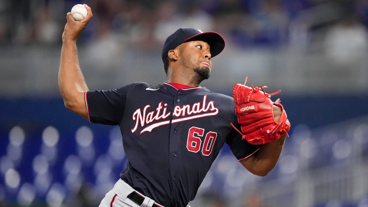MIAMI, FLORIDA - JUNE 07: Joan Adon #60 of the Washington Nationals throws a pitch during the second inning against the Miami Marlins at loanDepot park on June 07, 2022 in Miami, Florida. (Photo by Eric Espada/Getty Images)