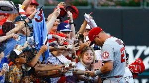 Mike Trout's hometown fans take their loyalty on the road