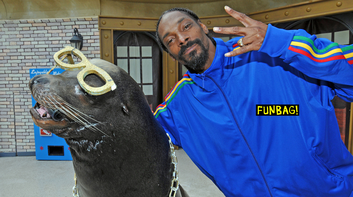 Snoop Dogg may be one of the world's most famous entertainers, but SeaWorld San Diego's Clyde the Sea Lion wanted the rapper to know that he too can "Bring the Bling." Snoop Dogg, who was recently in San Diego for a concert, spent a few hours at the marine-life park interacting with several of the SeaWorld's animals and shared some center-stage time with Clyde at Sea Lion and Otter Stadium. Clyde said he'd be happy to collaborate with Snoop Dogg on one of his future hip-hop songs! Photo: Bob Couey - SeaWorld San Diego Contact: Bob Couey Visual Services Manager SeaWorld San Diego
