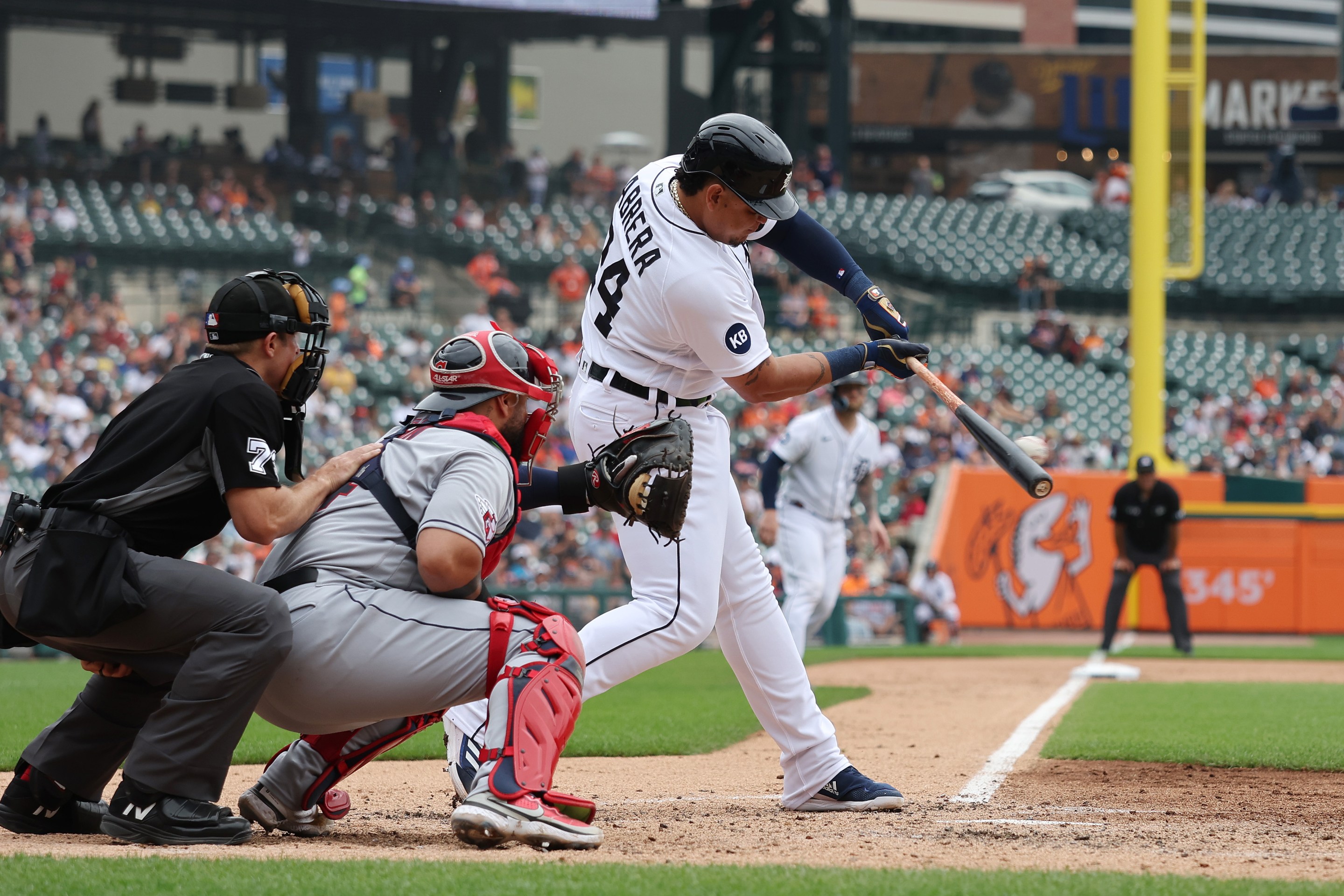 Miguel Cabrera hits a two-run double