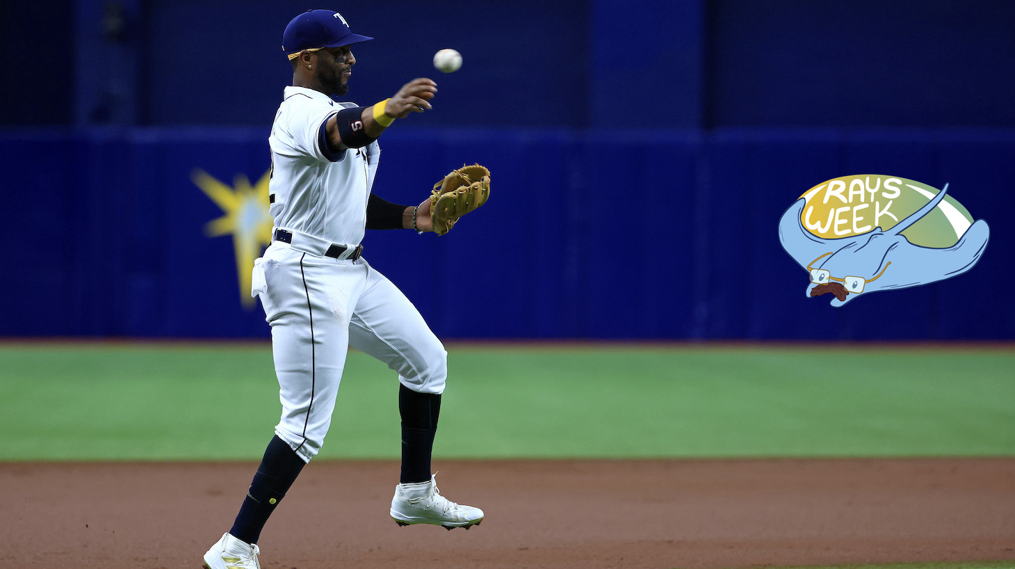 ST PETERSBURG, FLORIDA - JULY 11: Yandy Diaz #2 of the Tampa Bay Rays makes a throw to first in the first inning during a game against the Boston Red Sox at Tropicana Field on July 11, 2022 in St Petersburg, Florida. (Photo by Mike Ehrmann/Getty Images)