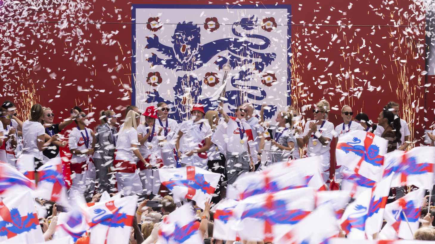 England players celebrate with fans during the England women's team celebration at Trafalgar Square on August 01, 2022 in London, England. The England Women's football team beat Germany 2-1 in the final of the UEFA European Women's Championship last night at Wembley Stadium.