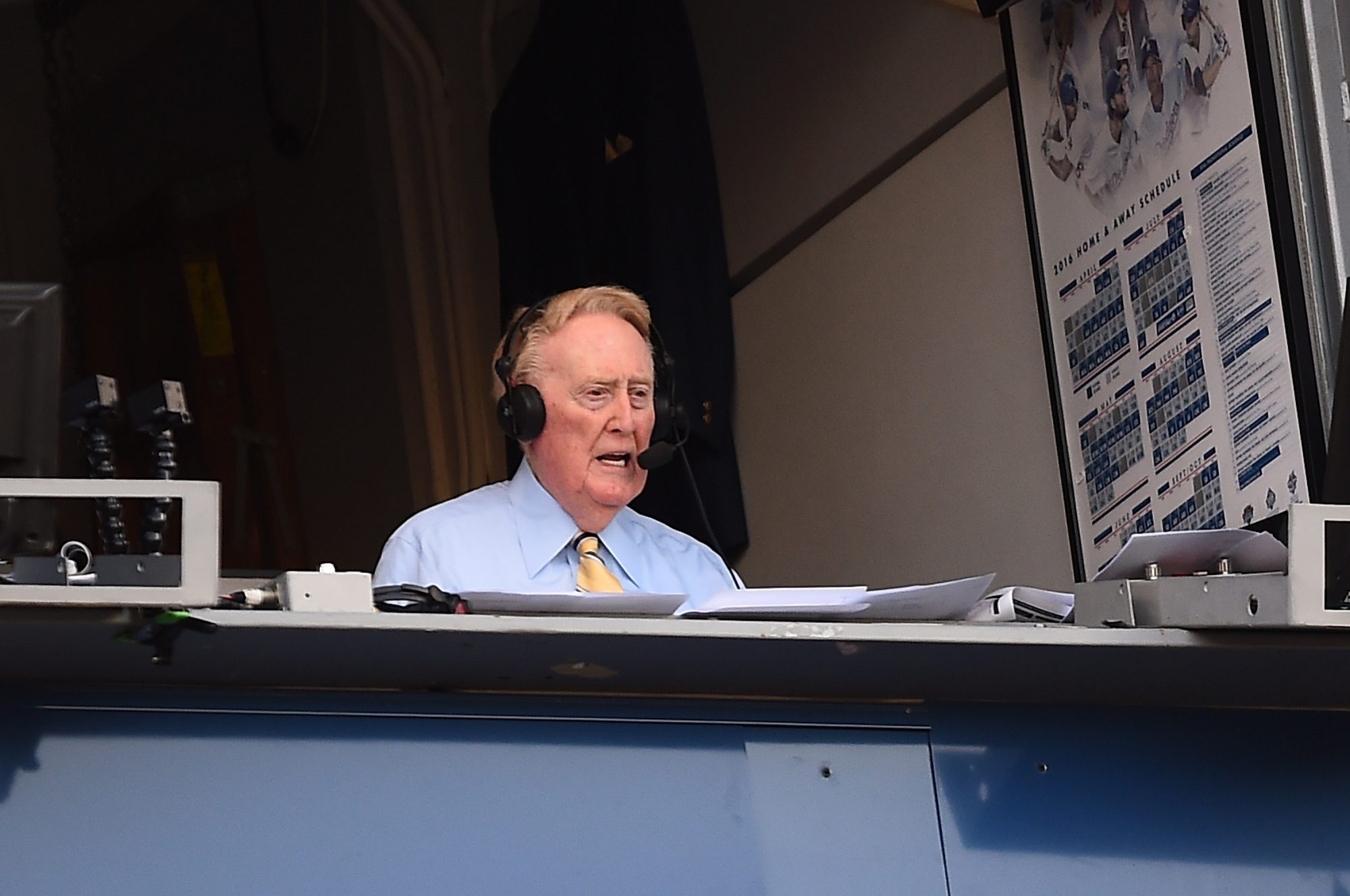 Vin Scully announces a game