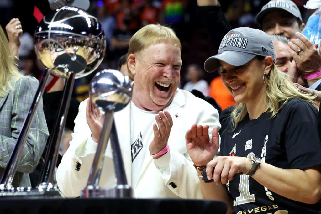 Mark davis and becky hammon