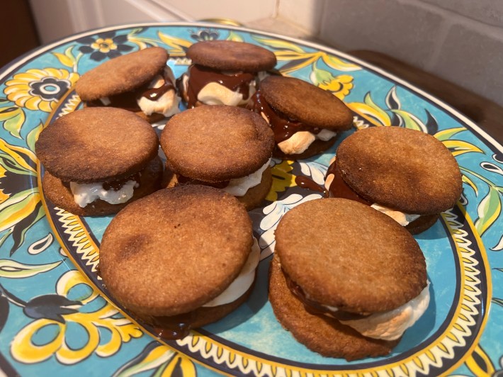 Eight awful s'mores.