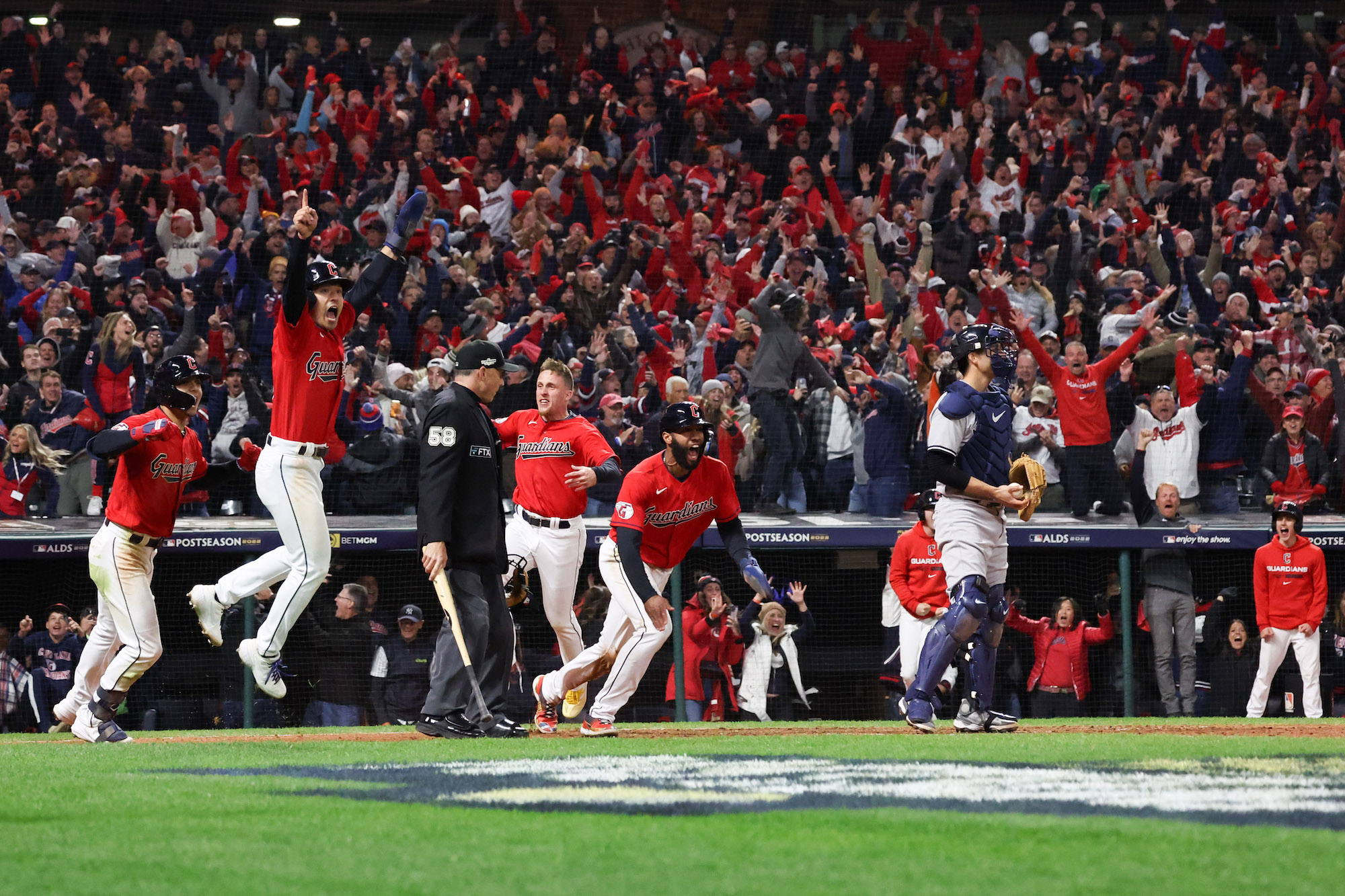 Guardians' Myles Straw says Yankees have the 'worst fan base on the planet'  after ugly incident