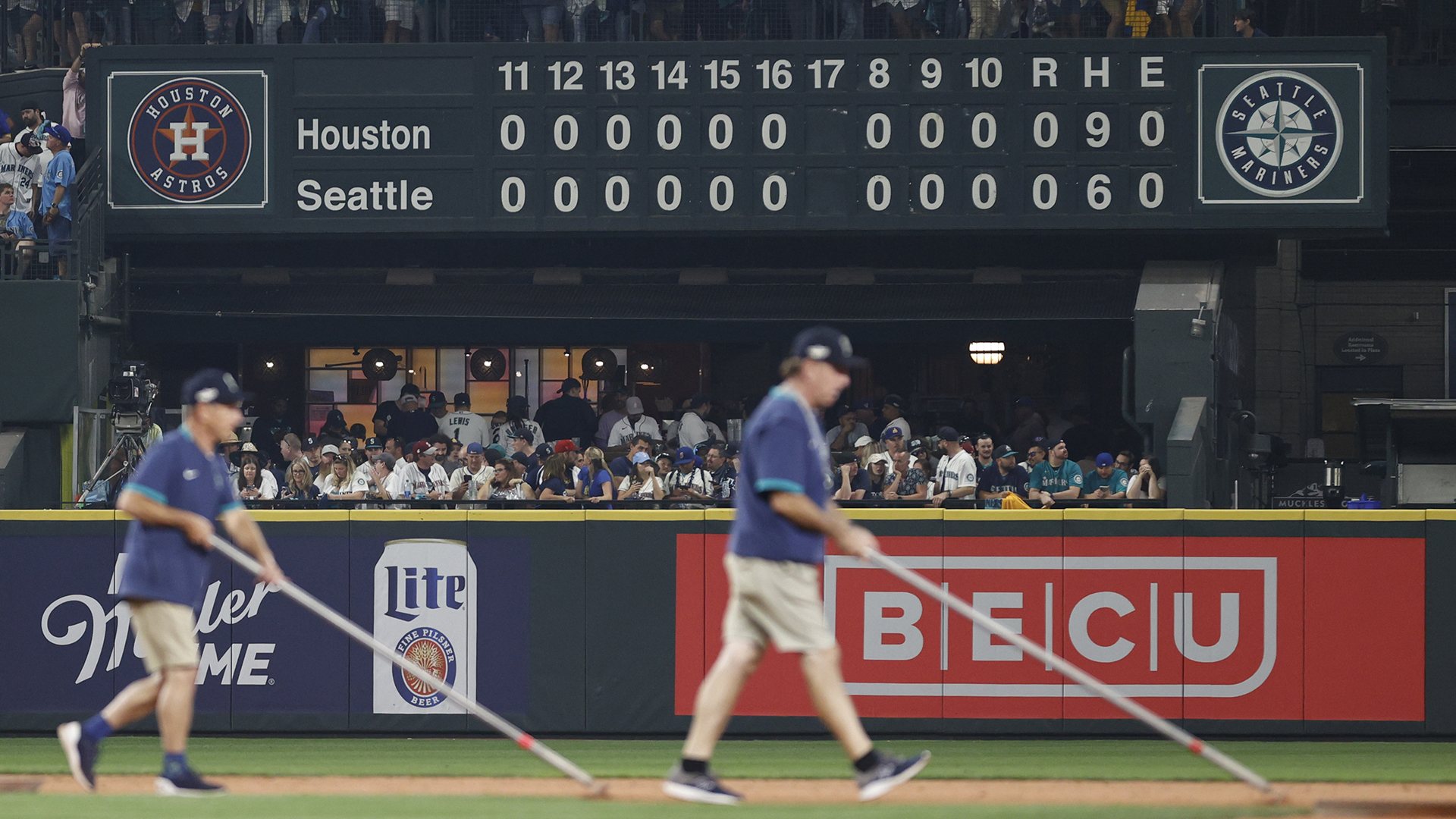 Game three of the American League Division Series between the Houston Astros and the Seattle Mariners enters the seventeenth inning without a run at T-Mobile Park on October 15, 2022 in Seattle, Washington.