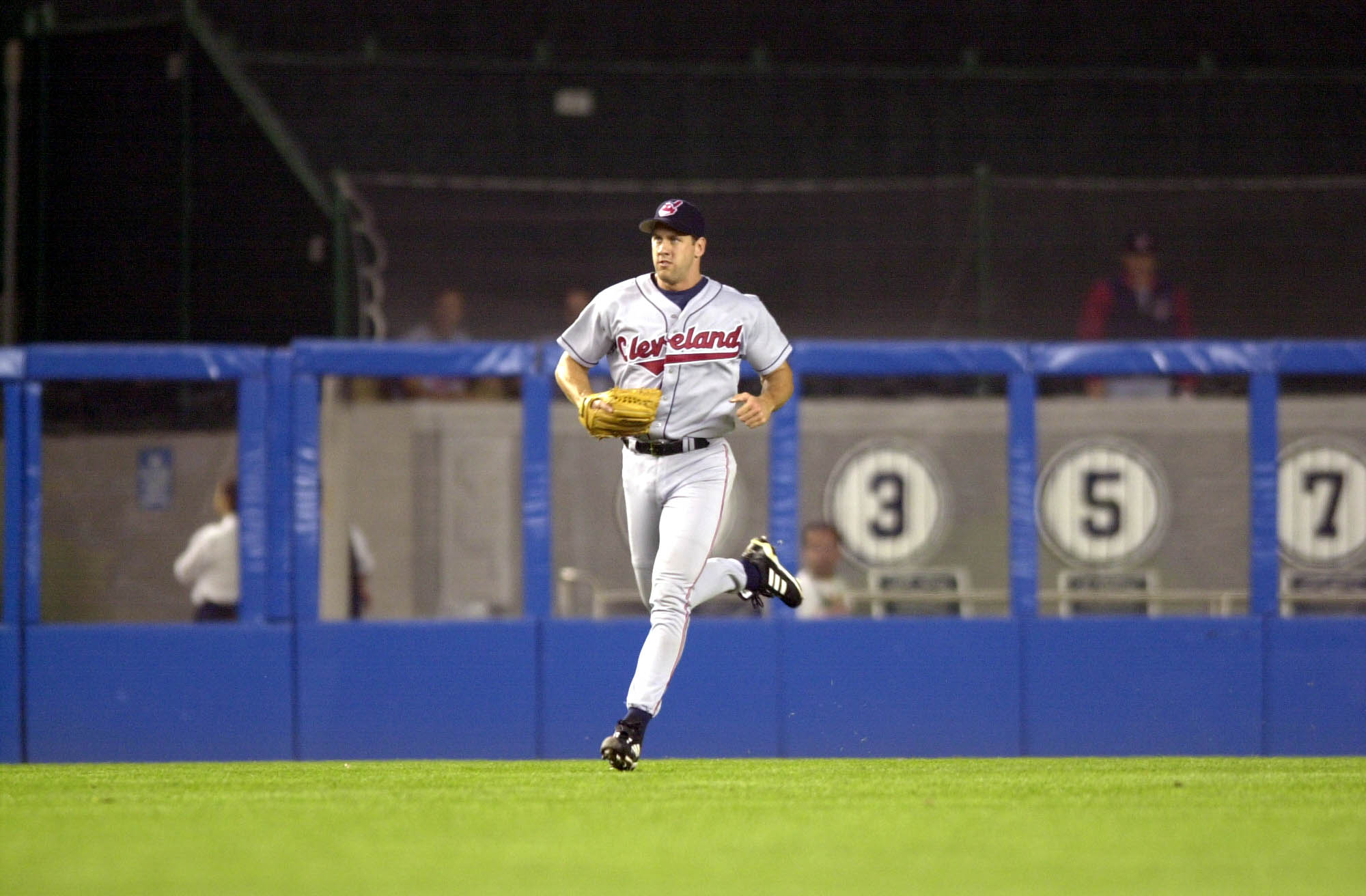 Tigers' Omar Vizquel happy to see Cleveland win a championship