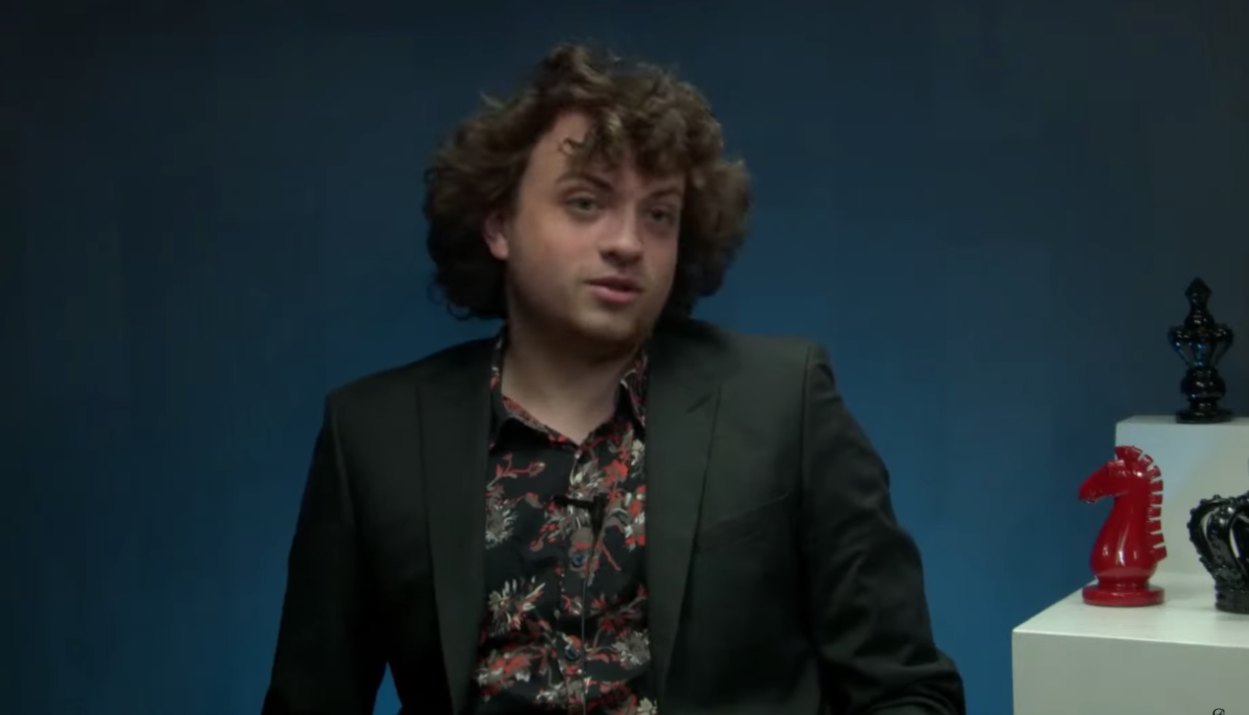 Hans speaking after his win at the U.S. Chess Championships.