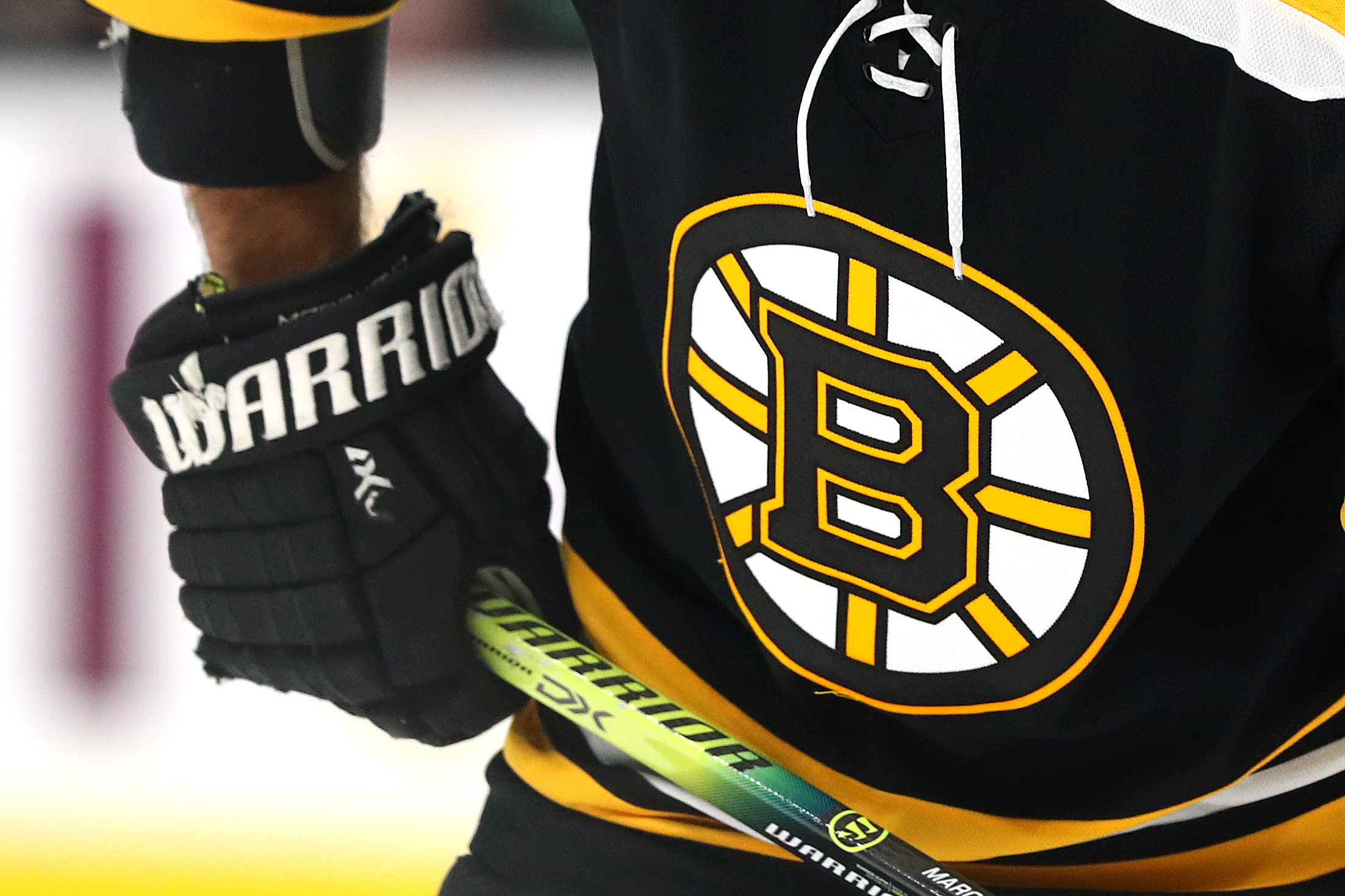 BOSTON, MASSACHUSETTS - SEPTEMBER 23: A detail of the Bruins logo on the sweater of Brad Marchand #63 of the Boston Bruins during the first period of the preseason game between the Philadelphia Flyers and the Boston Bruins at TD Garden on September 23, 2019 in Boston, Massachusetts. (Photo by Maddie Meyer/Getty Images)