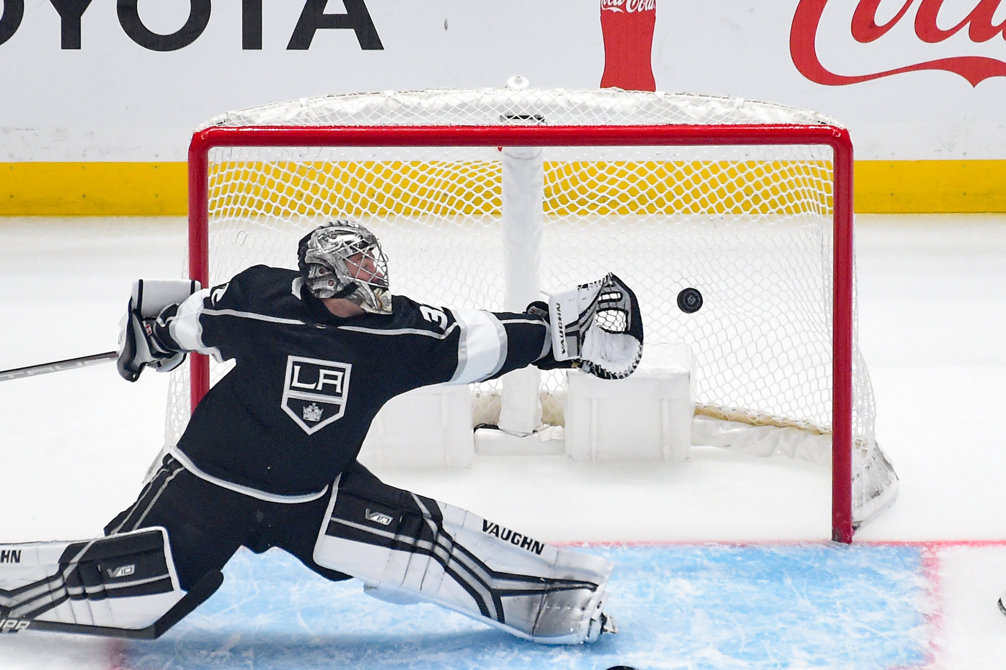 LOS ANGELES, CA - NOVEMBER 29: Jonathan Quick #32 of the Los Angeles Kings reaches for a puck that goes into the goal during the second period against the Seattle Kraken at Crypto.com Arena on November 29, 2022 in Los Angeles, California. (Photo by Juan Ocampo/NHLI via Getty Images)
