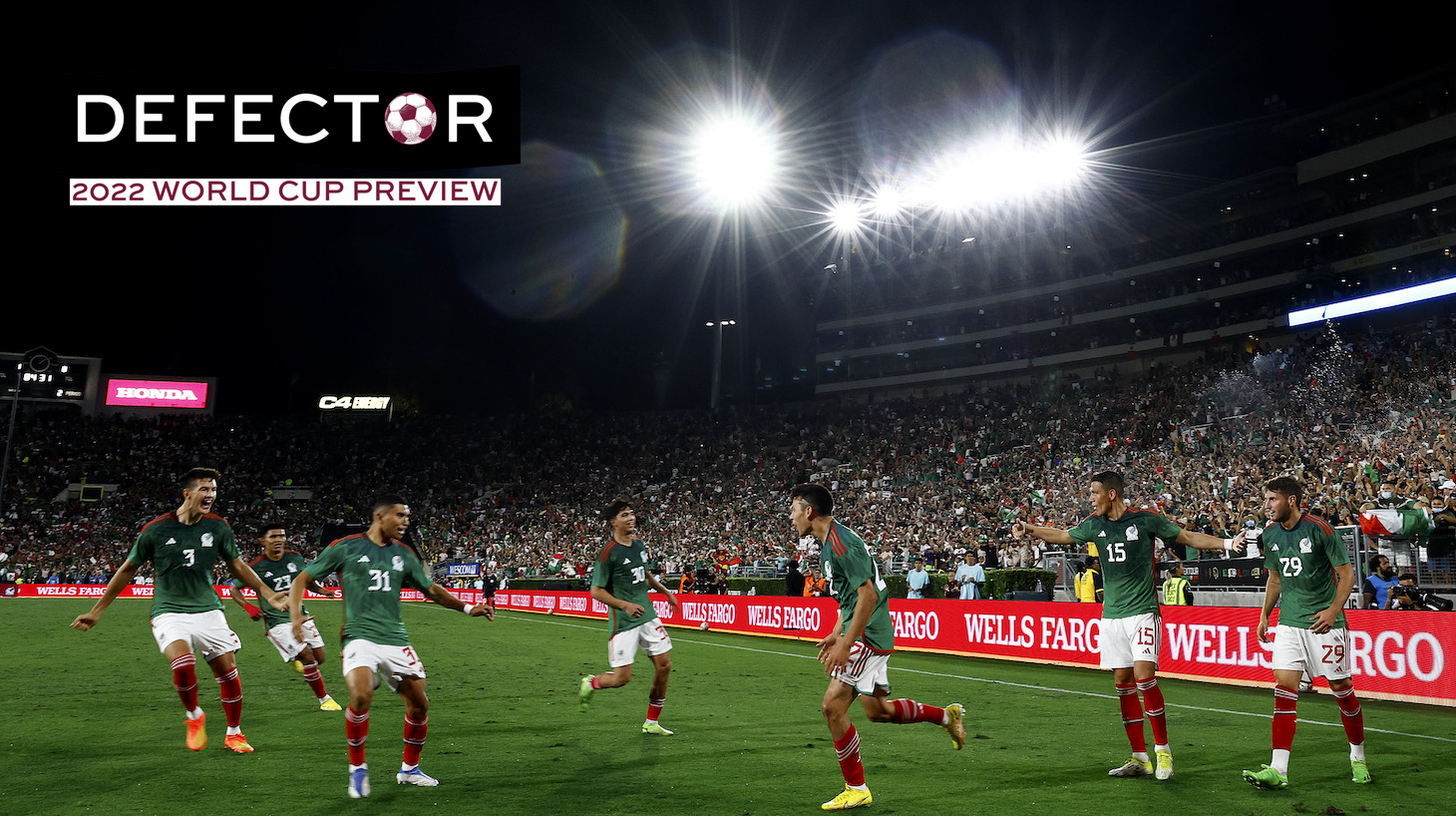 Hiving Lozano #22 of Mexico celebrates a goal against Peru in the second half at Rose Bowl Stadium on September 24, 2022 in Pasadena, California.