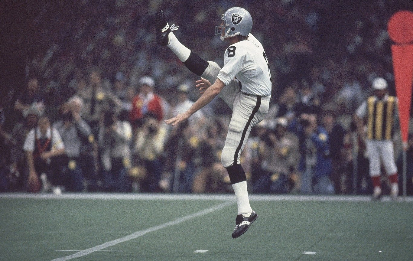 Harvey Williams, Oakland Raiders, La Raiders, Lsu Tigers, Signed,  Autographed, 8x10 Photo, Coa, Rare Hard Photo to Find - Coast to Coast  Collectibles Memorabilia - #sports_memorabilia# -  #entertainment_memorabilia#