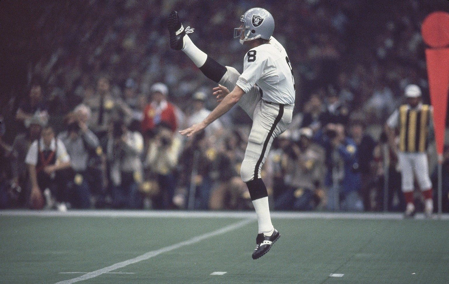 Ray Guy, First Pro Football Hall Of Fame Punter, Dies At 72