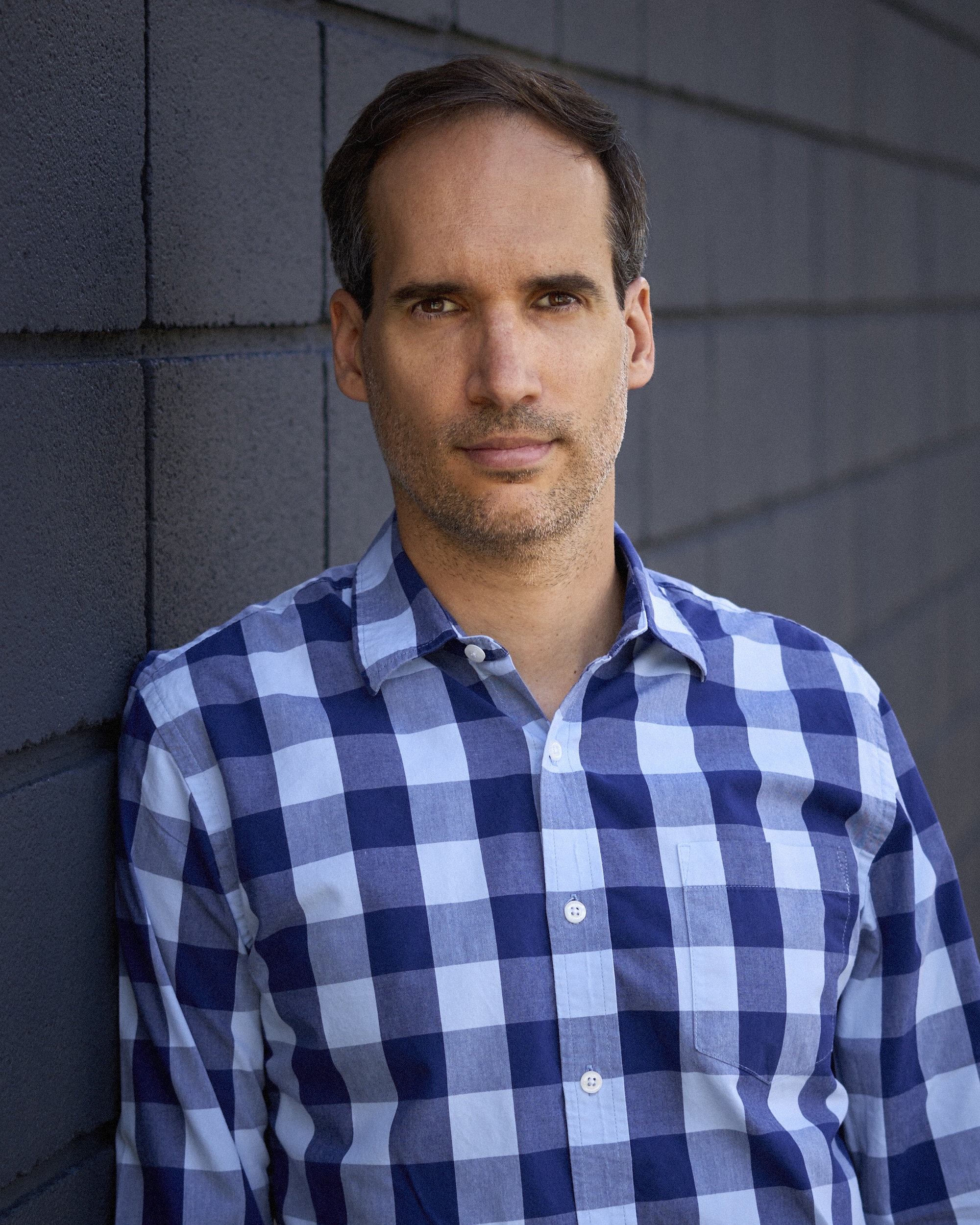 A photo of the author Leander Schaerlaeckens taken by Asha Fuller.