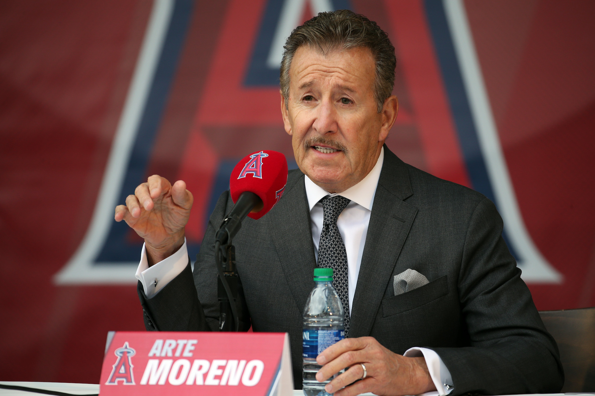 ANAHEIM, CA - DECEMBER 14: Los Angeles Angels owner Arte Moreno answers questions during a press conference to introduce Anthony Rendon at Angel Stadium of Anaheim on December 14, 2019 in Anaheim, CA. (Photo by Kiyoshi Mio/Icon Sportswire via Getty Images)